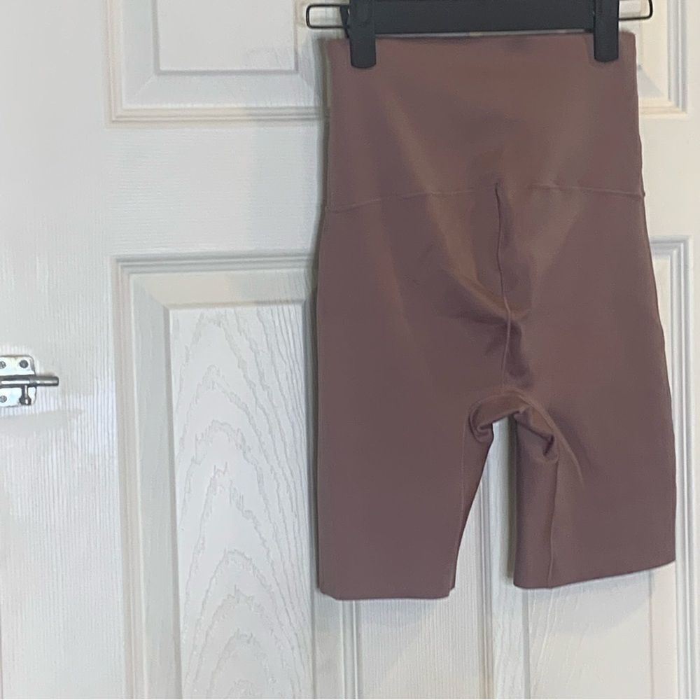 Juicy Couture Shaping Scuba Bike Shorts Size Small - Picture 2 of 8